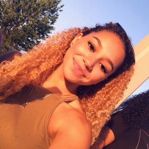 Meet your Posher, Zuzu